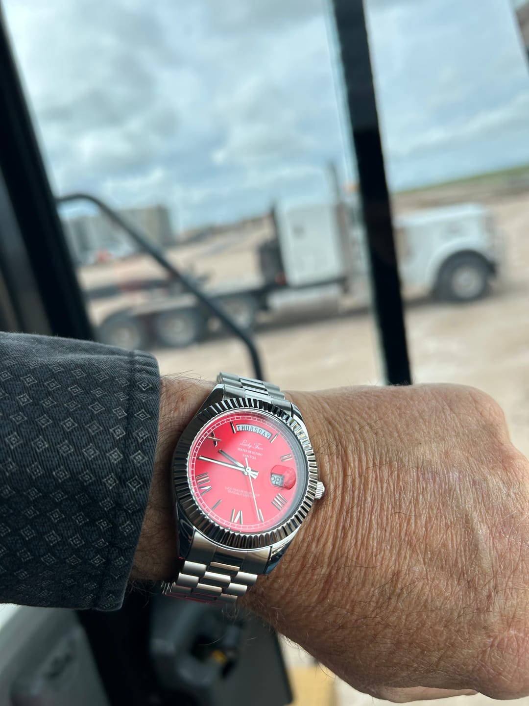 Customer photo review of Lucky Fours® Santos
