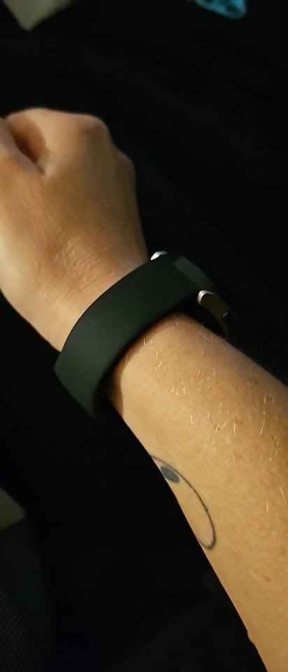 Customer photo review of OnePlus Smartwatch Silicone Band - Replacement Sport Strap Accessory