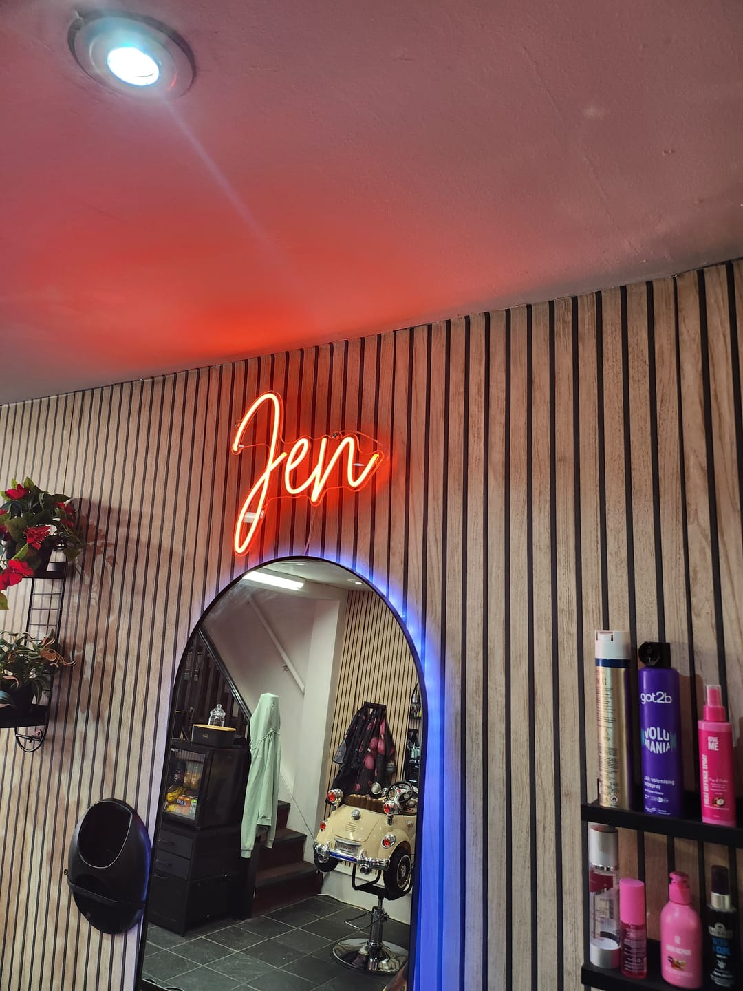 Customer photo review of Custom Neon: Jen