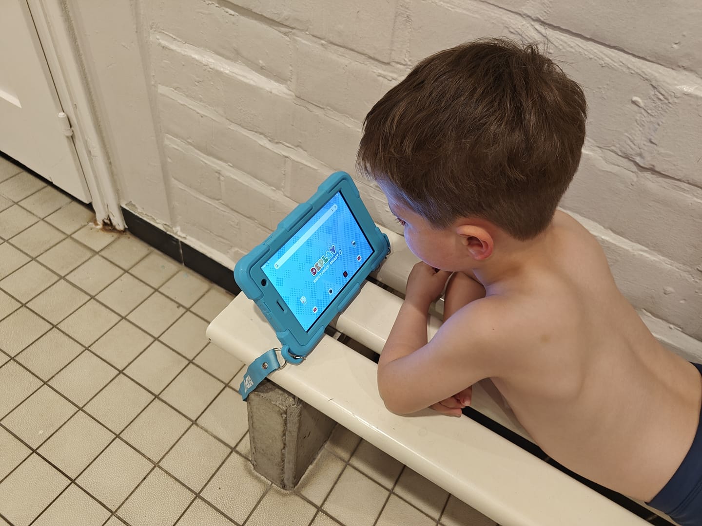 Customer photo review of DEPLAY Kids Tablet SMART 5 | Veilige Schermtijd met Oudercontrole (Blauw of Roze)