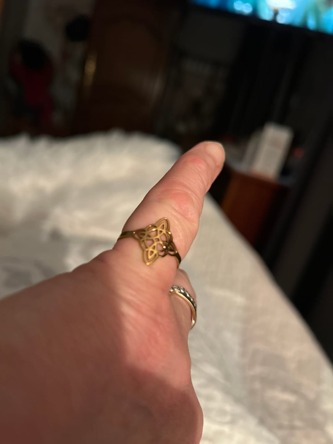 Customer photo review of Bague Ajustable "Protection Éternelle" - Noeud de Sorcière