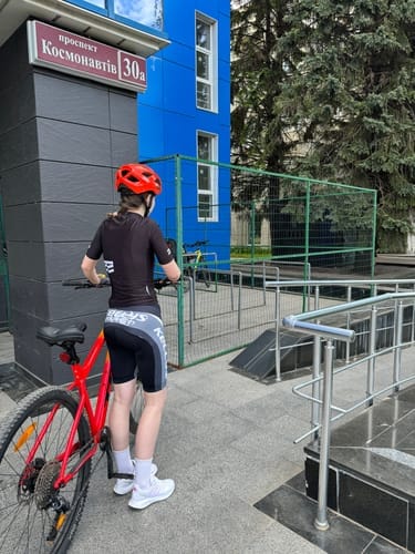 Customer photo review of Women's Emerge Jersey - Grey and Green