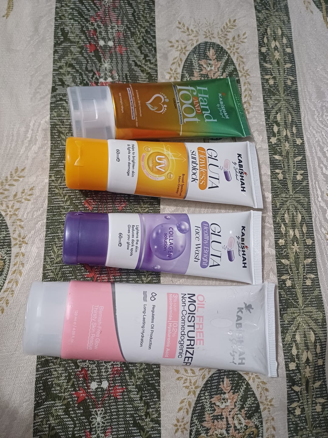 Customer photo review of Oil Free Moisturizer