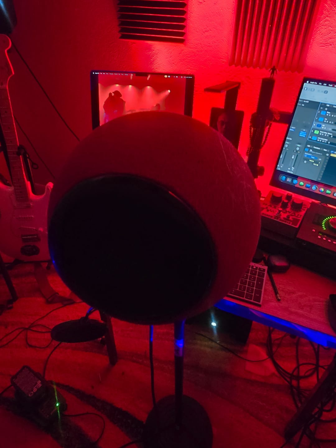 Customer photo review of Live | Moon Rock Red