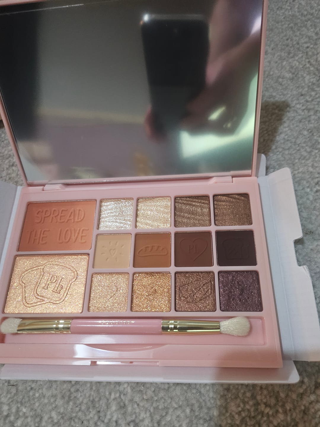 Customer photo review of Breakfast Bites Makeup Palette