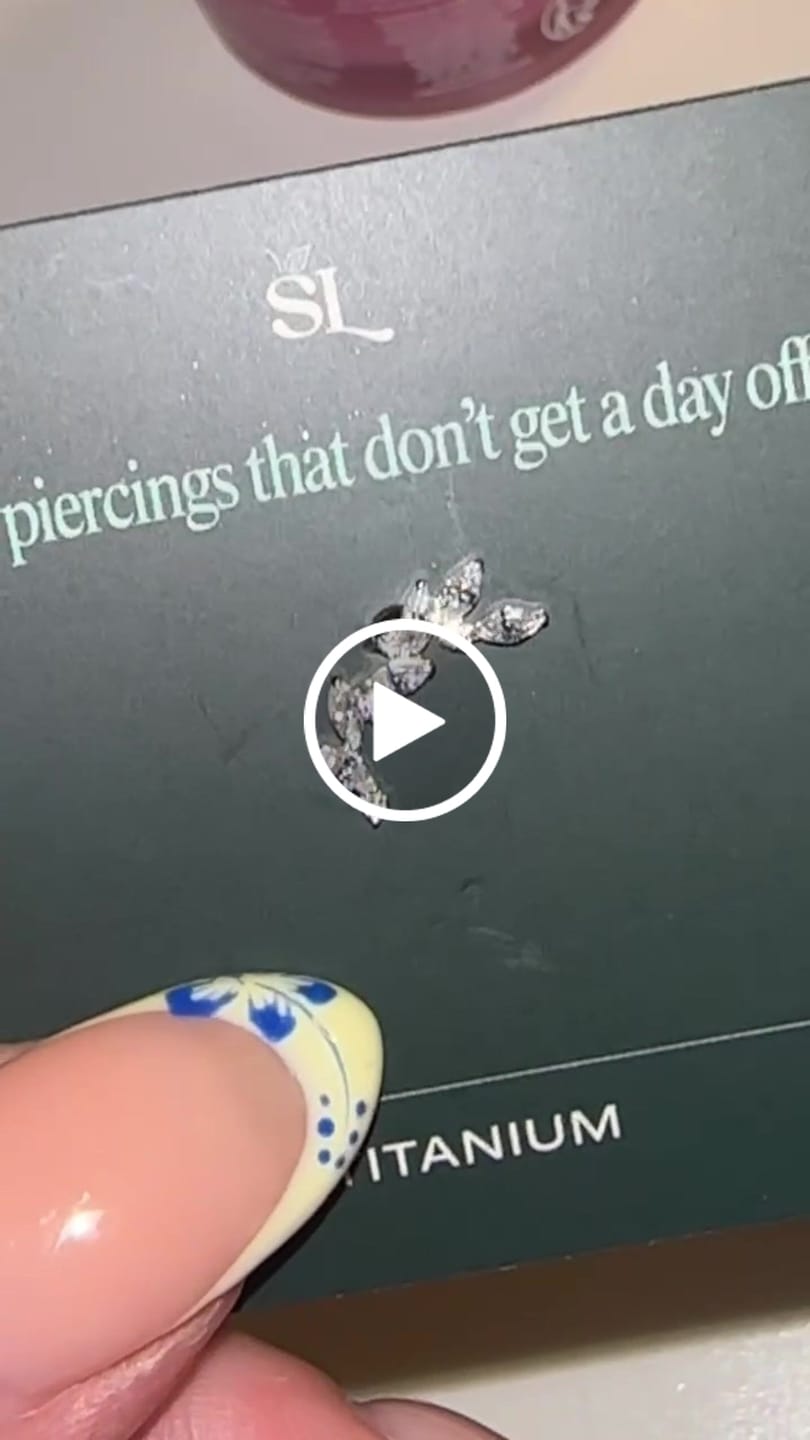 Customer video review of Climbing ivy flatback silver