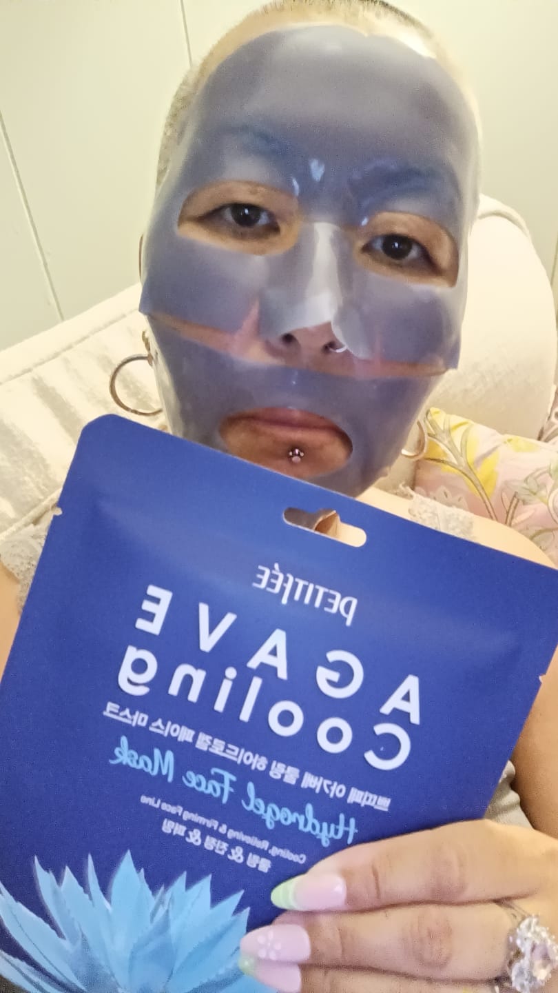 Customer photo review of Petitfee Agave Cooling Hydrogel Face Mask (5stk)