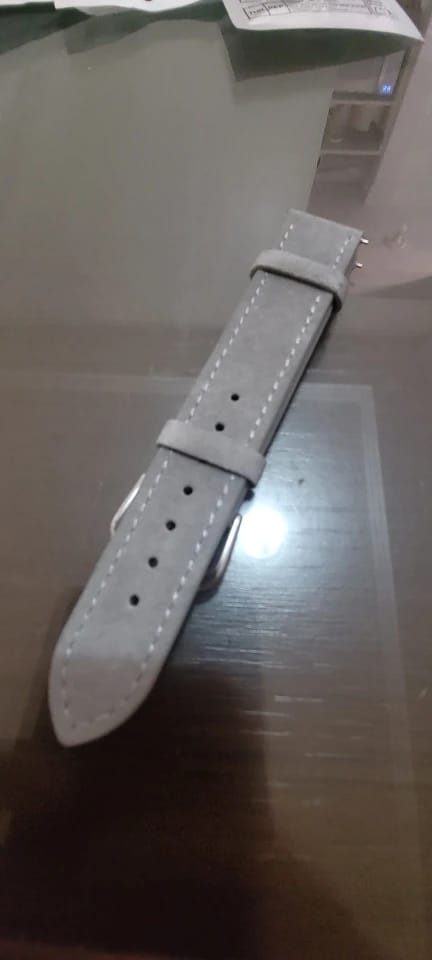 Customer photo review of OnePlus Smartwatch Vintage Suede Leather Band Quick Release Strap