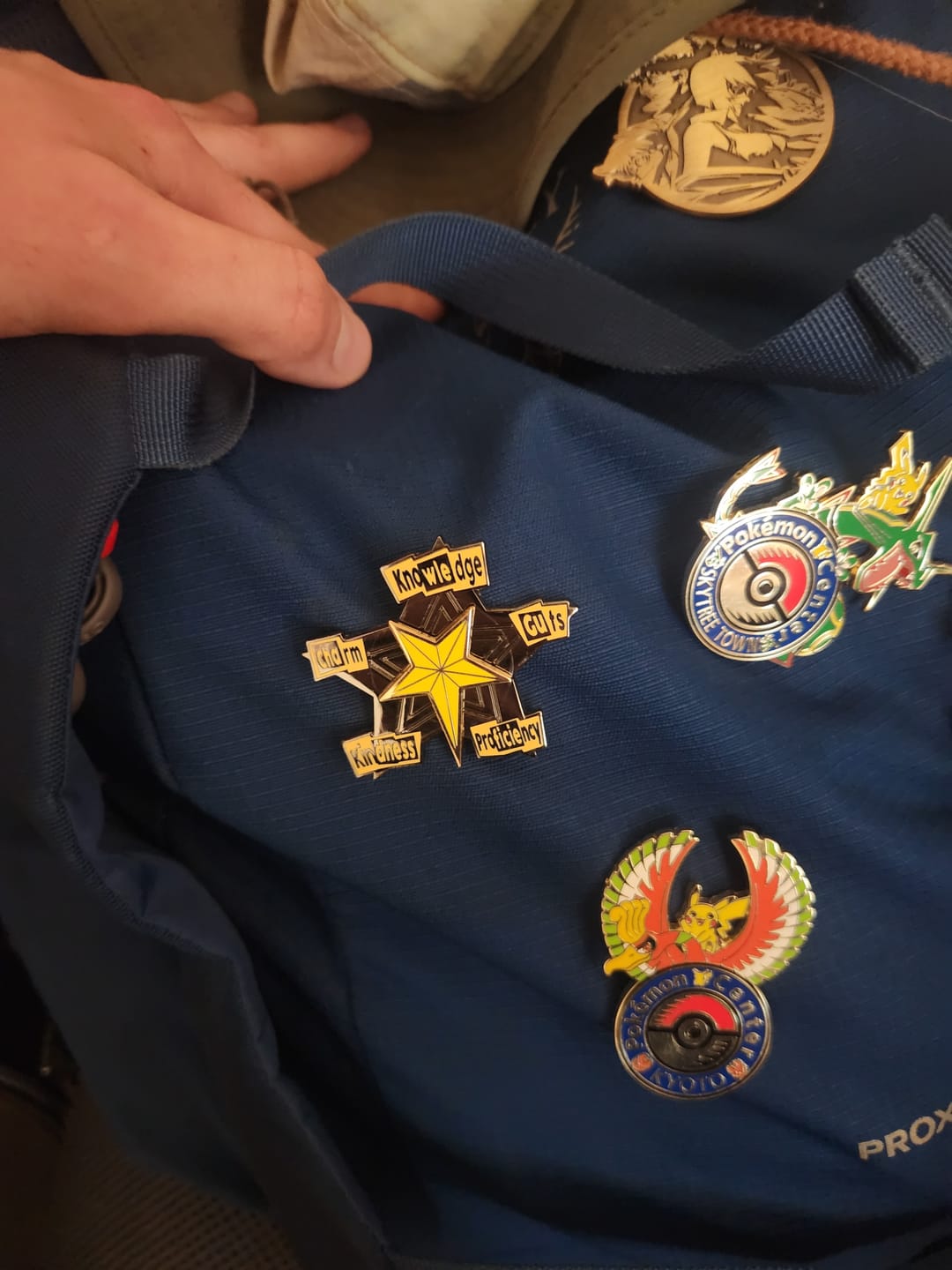 Customer photo review of Persona 5 - Stats Spinner Pin