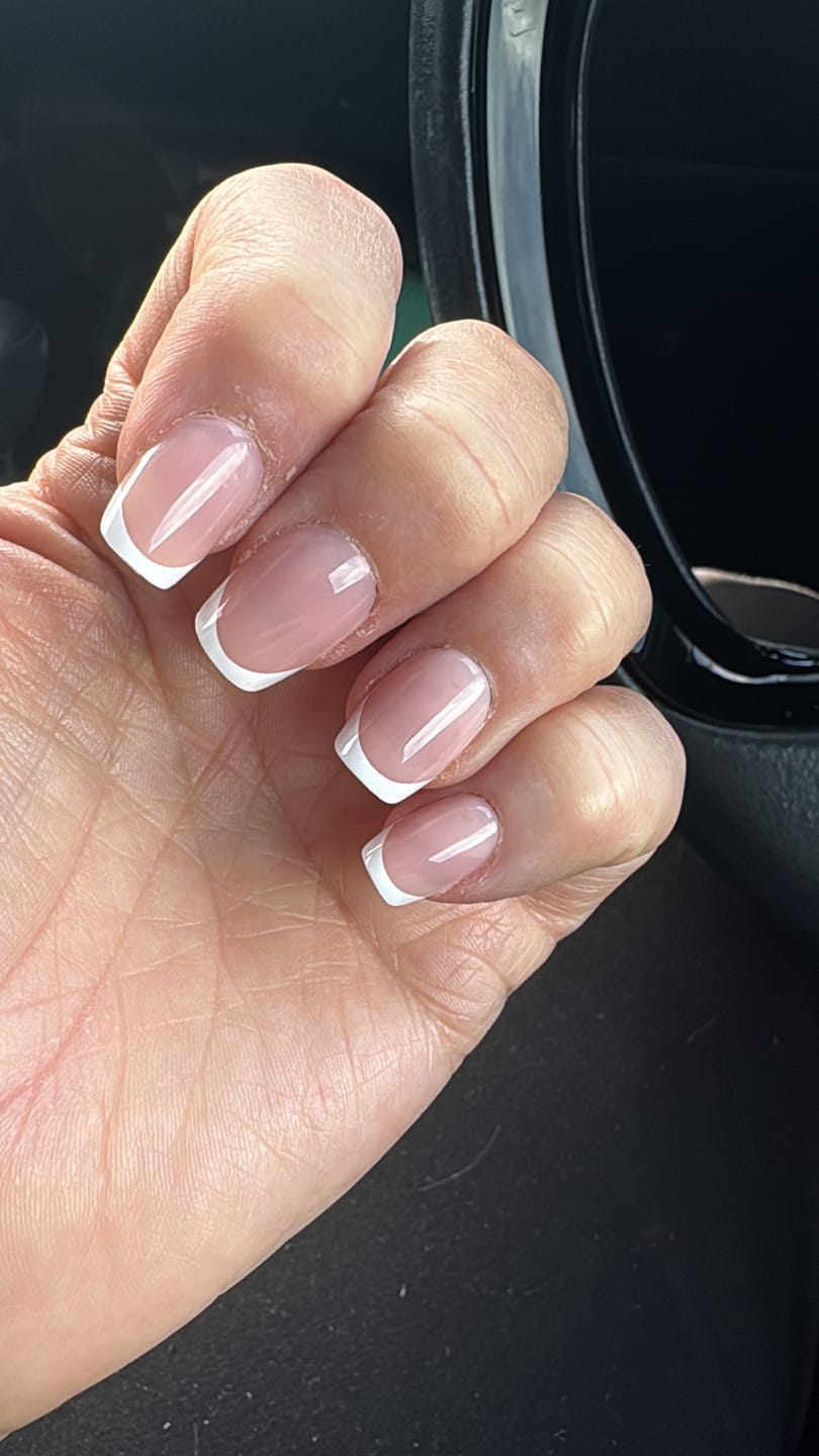 Customer photo review of Tipsy  - Press On Nails