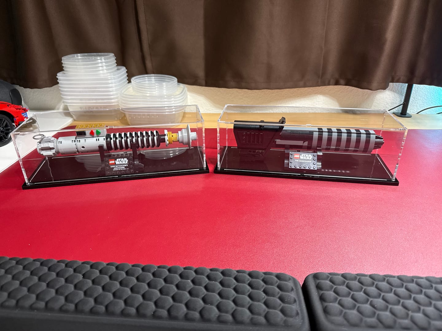 Customer photo review of Display Case for LEGO® 40730 Star Wars™ Luke Skywalker's Lightsaber™