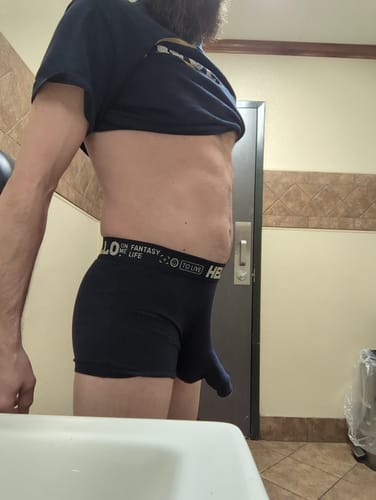 Customer photo review of Men’s Separate Pouch Cotton Trunks