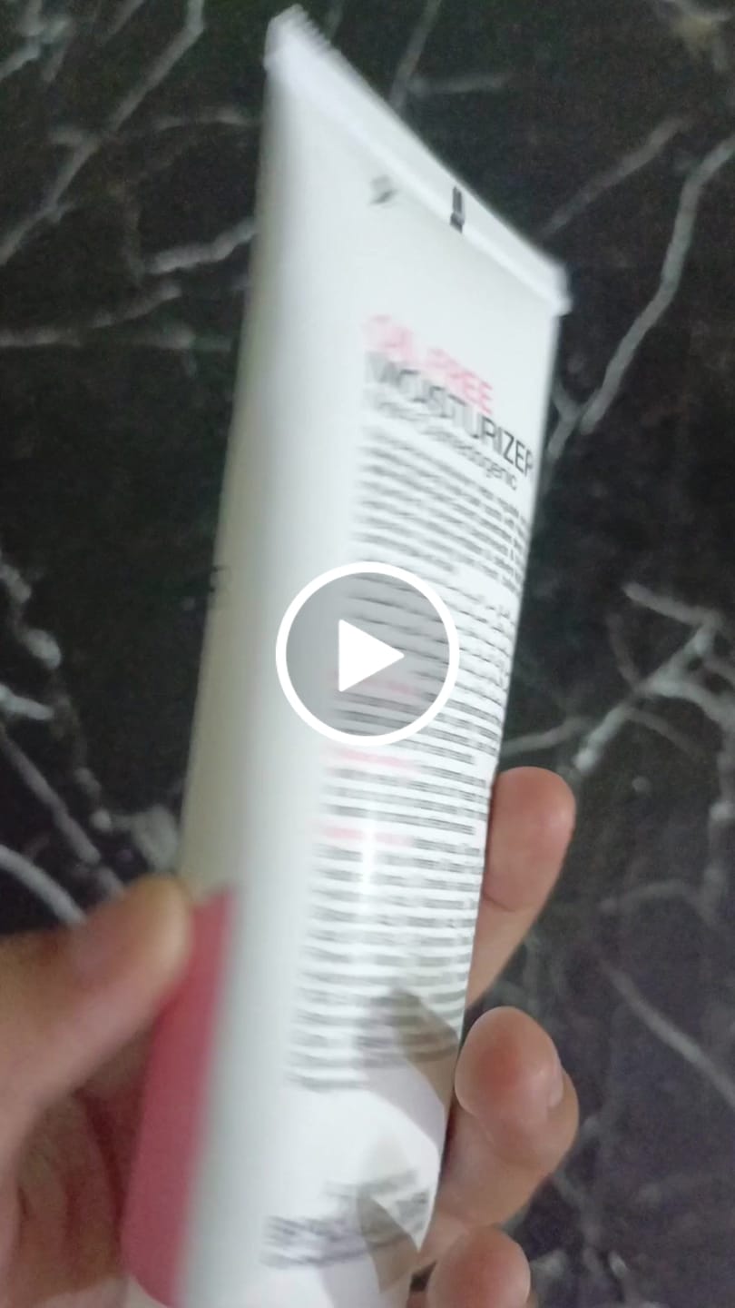 Customer video review of Oil Free Moisturizer Buy 1 Get 1 Free