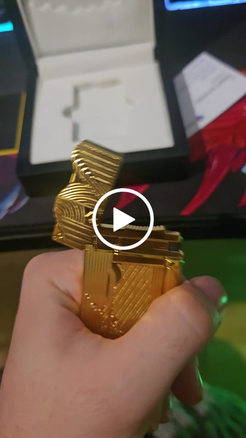 Customer video review of Sanji's Lighter