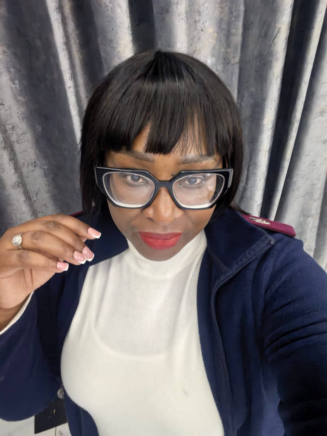 Customer photo review of NALEDI - Brazilian Fringe Bob