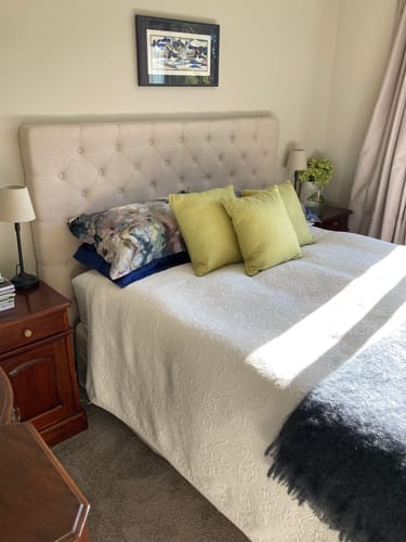 Customer photo review of Navy Blue Silk Pillowcase - Queen Size - Zip Closure
