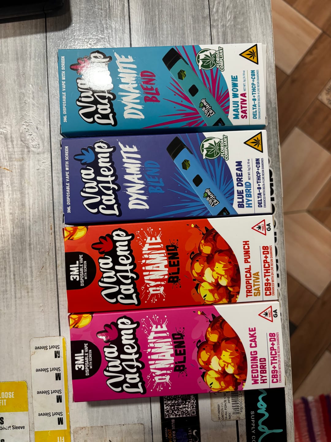 Customer photo review of Viva La Hemp 3ML Disposable Vape – Dynamite Blend 3000mg - Tropical Punch