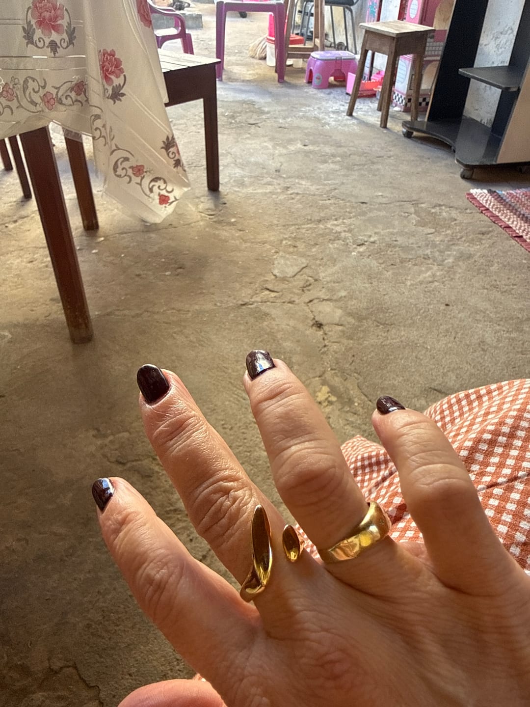 Customer photo review of Brincos Georgina Banhados em Ouro 18k