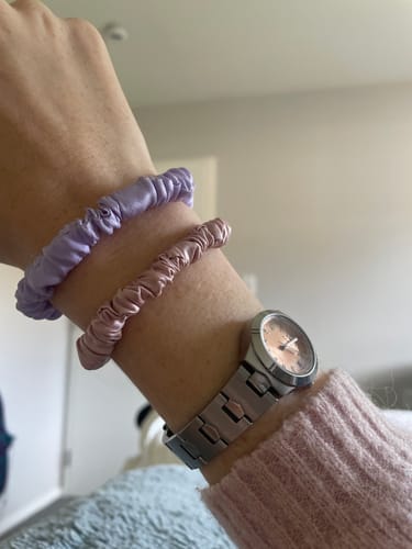 Customer photo review of 3 Pack Premium Mulberry Silk Scrunchies - Pink - Mini