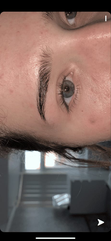 Customer photo review of Máscara de Crecimiento de Pestañas - Mejor que las Postizas