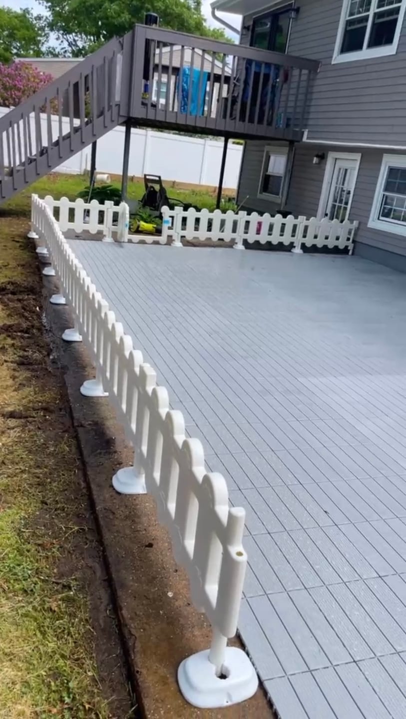 Customer photo review of Area 10ft x 10ft Plastic Gate and Fences