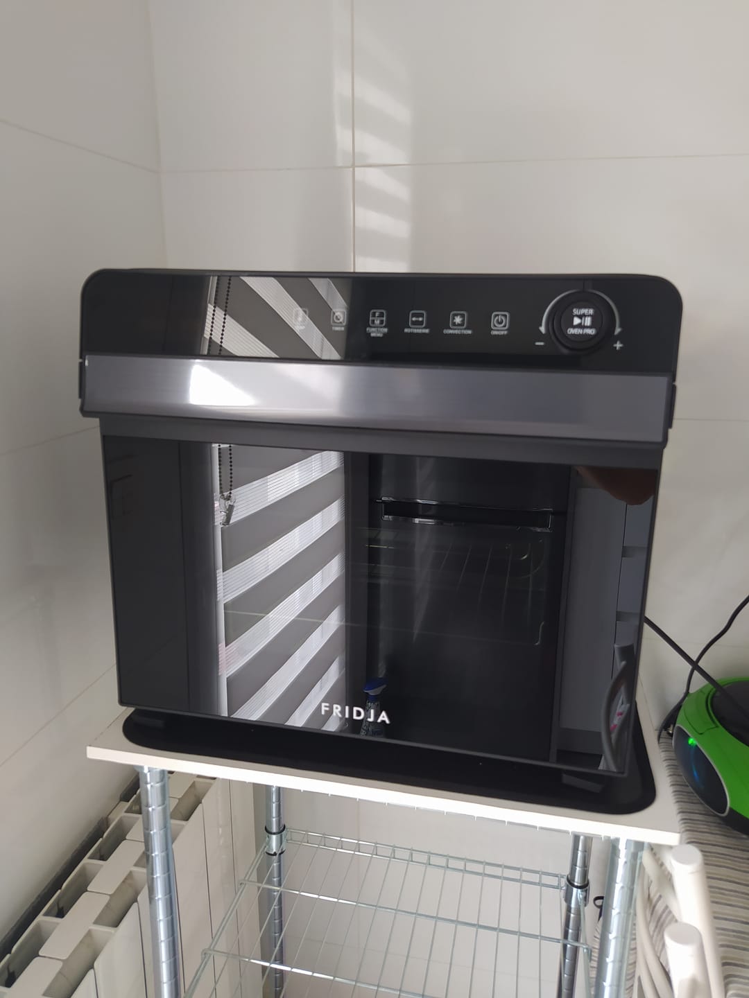 Customer photo review of f77 Super Oven Pro - 30L Digital Air Fryer Oven