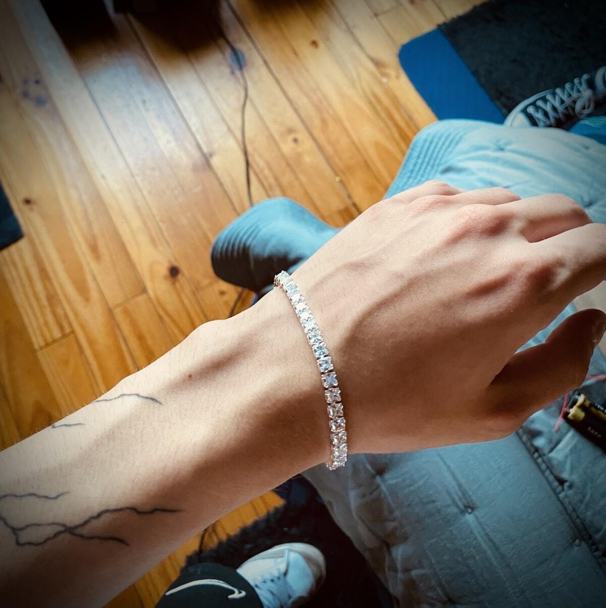 Customer photo review of Pulsera Tennis Cuadrada - 4MM