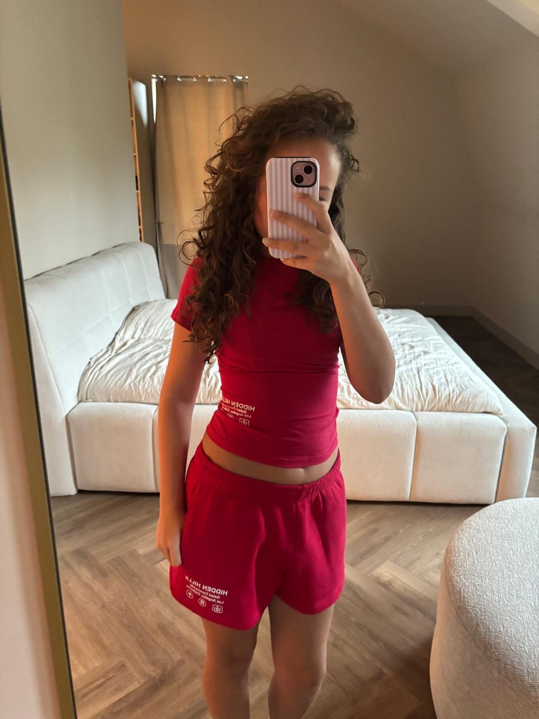 Customer photo review of LABEL T-SHIRT RASPBERRY RED