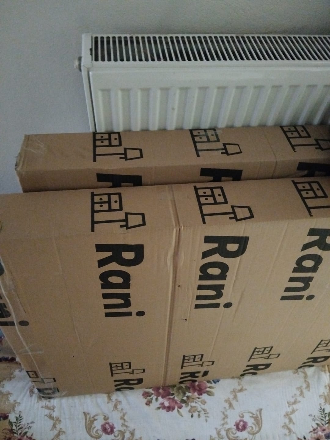 Customer photo review of Rani KD114 Çamaşır Makinesi Dolabı 4 Kapaklı 5 Raflı Banyo Dolabı Beyaz