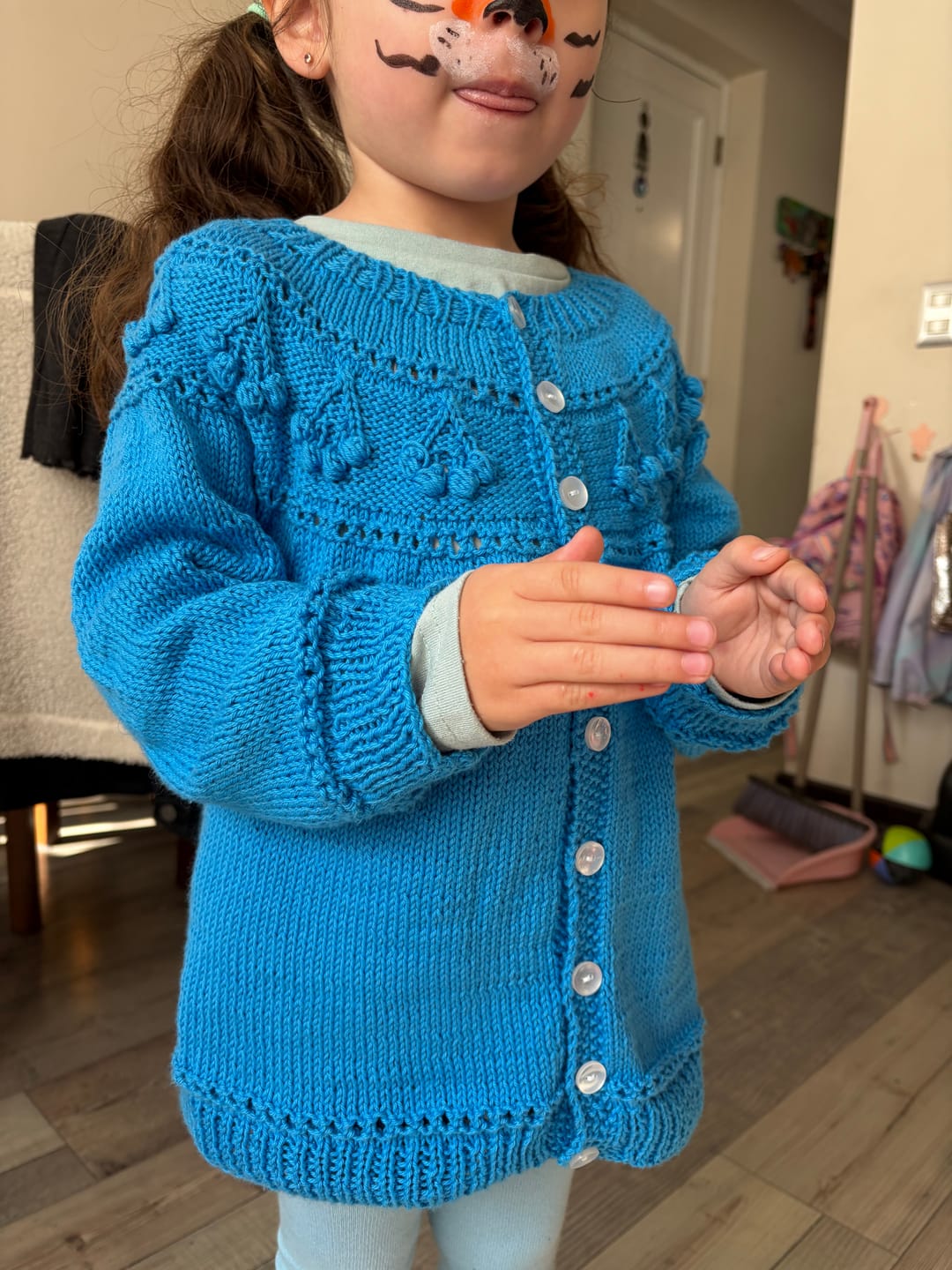 Customer photo review of Clase con Patrón Cardigan Melias | Infantil