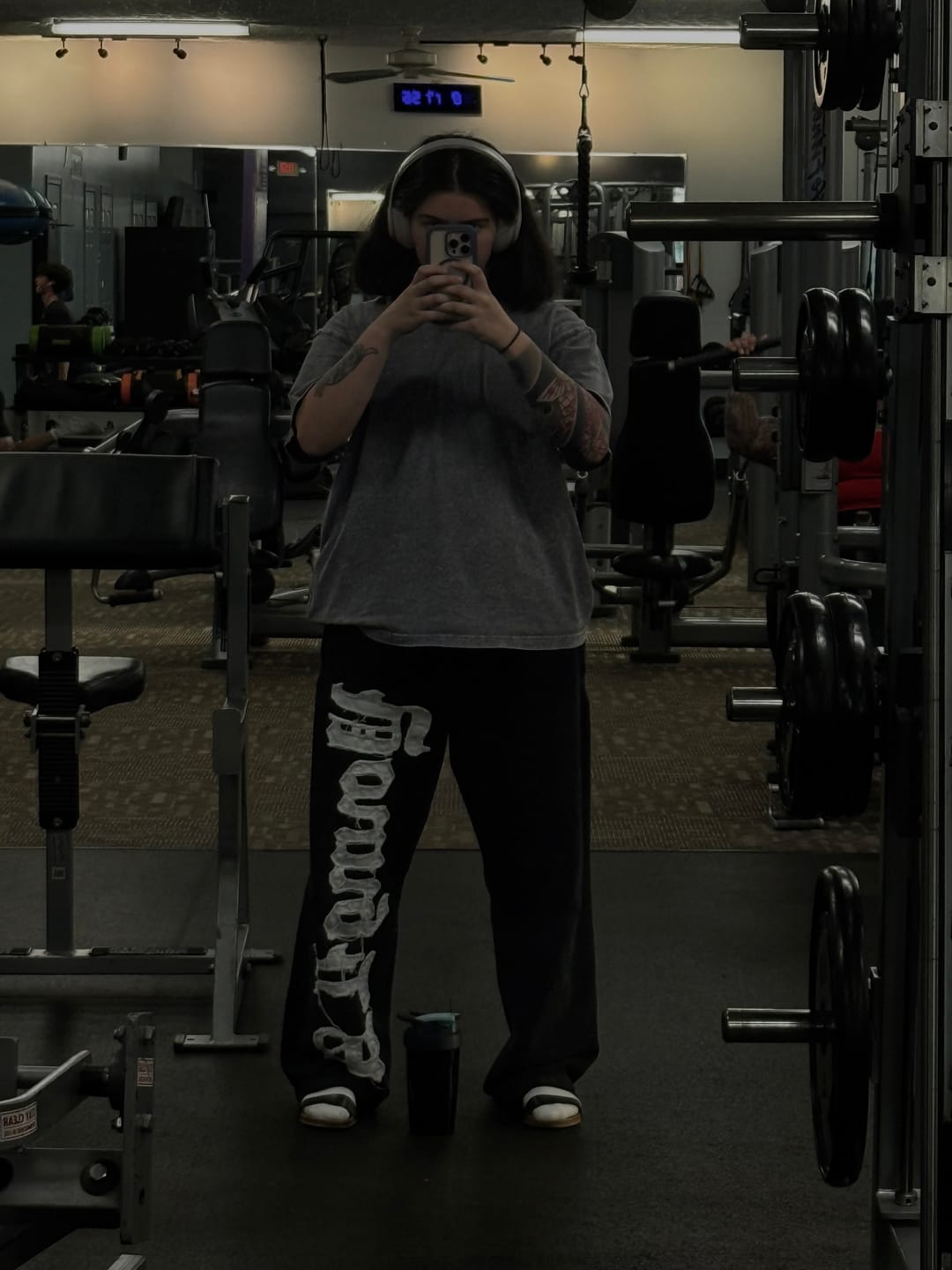 Customer photo review of 2127 - Big Patch Sweats