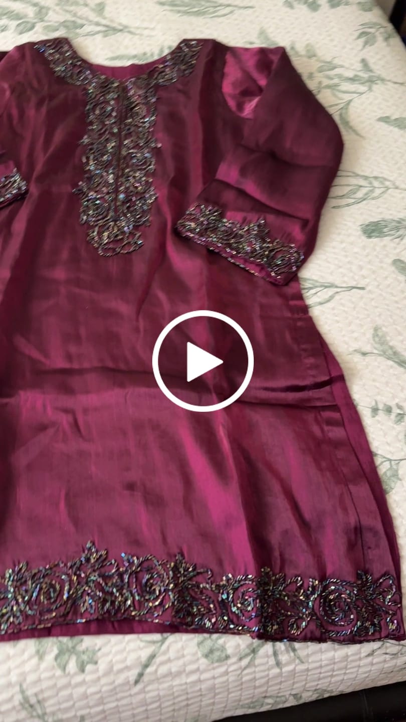Customer video review of Khaas - Luxury Sheesha Silk Outfit - Hand Work - Ready to Wear - SD357
