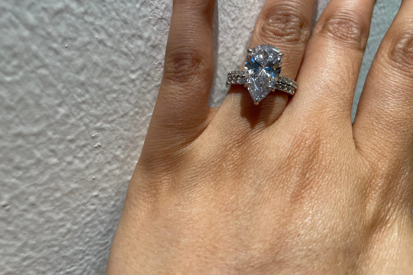 Customer photo review of S925 4.5Ct Pear Cut Wedding Ring & Open Wedding Band Bridal Rings Travel Rings For Her