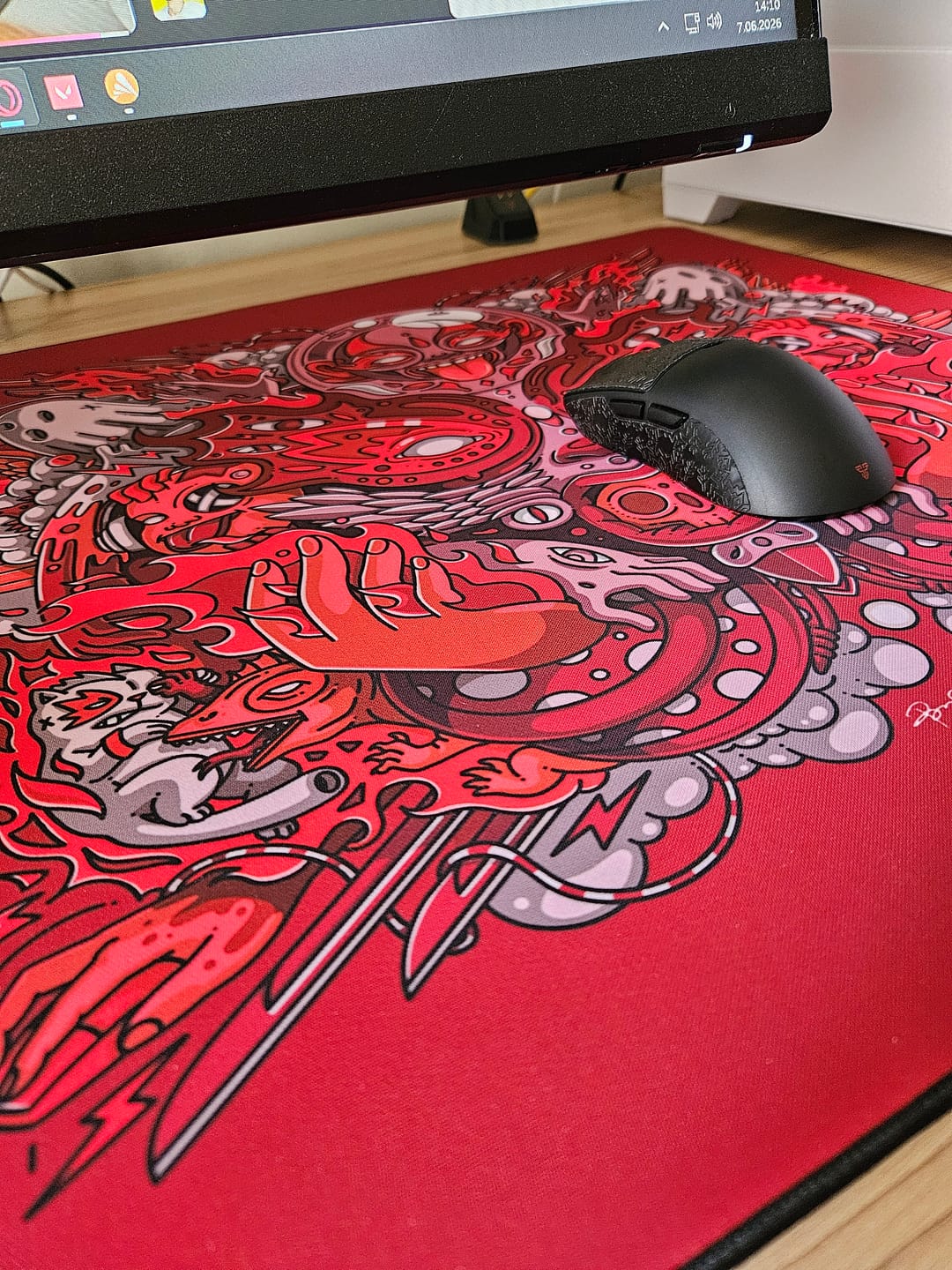 Customer photo review of Wraith Spirit of Aim Pro Mousepad