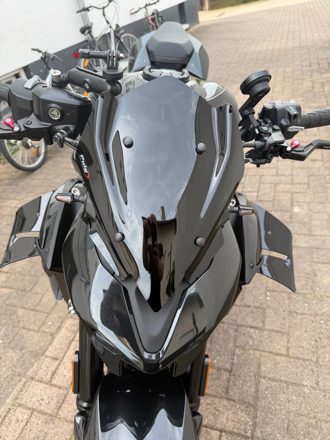 Customer photo review of PUIG New Generation Sport Windschield | ABE | schwarz | passend für Kawasaki Z900 / SE - Modelle (2025-2026)