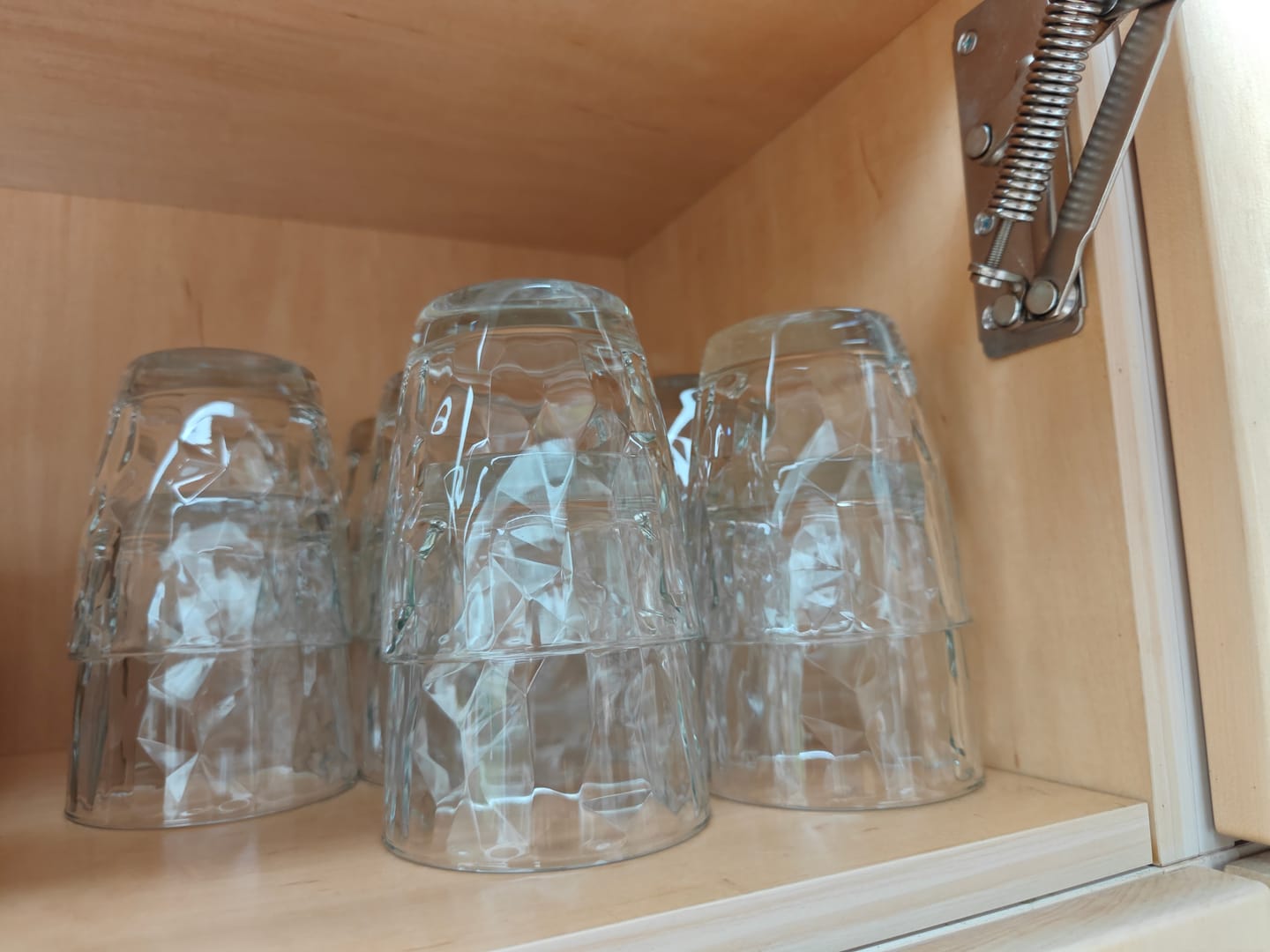 Customer photo review of Bormioli Rocco Waterglazen Diamond - 390 ml - 6 stuks