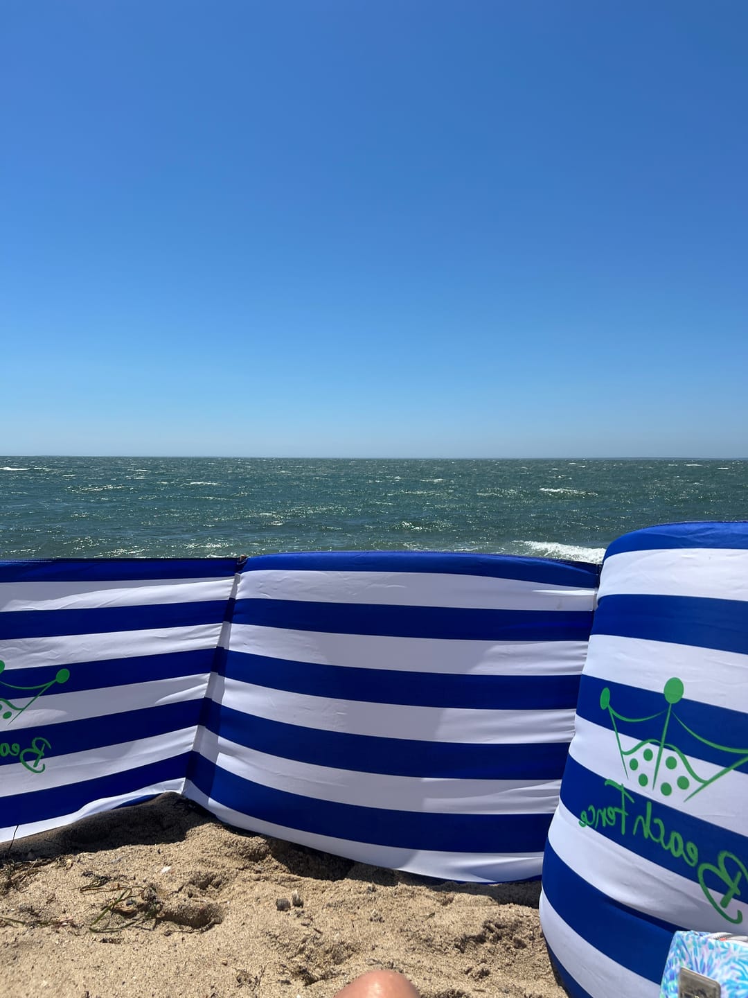 Customer photo review of ORIGINAL NAUTICAL - 20 ft Beach Windscreen, Rubber Mallet and Carry Bag Included