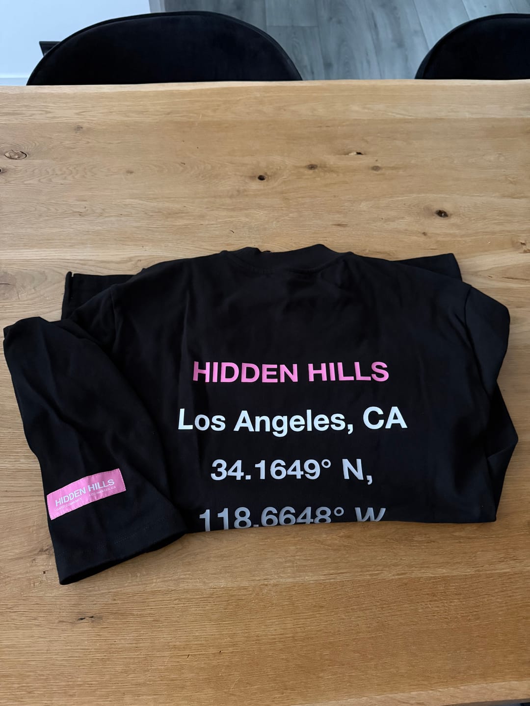 Kundenfoto-Bewertung des GRADIENT LOGO LONGSLEEVE T-SHIRT PINK/SCHWARZ