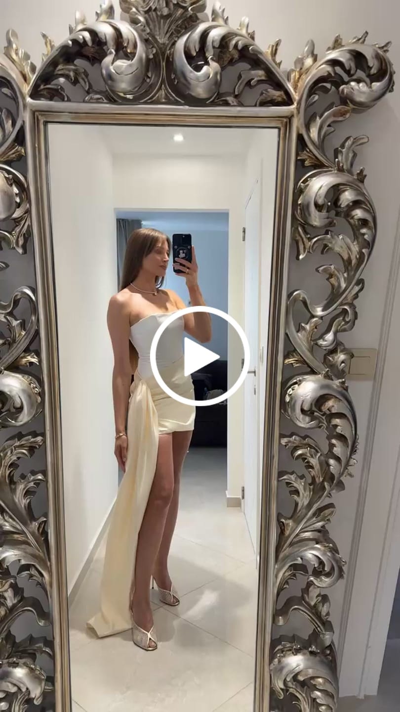 Customer video review of Satin corset