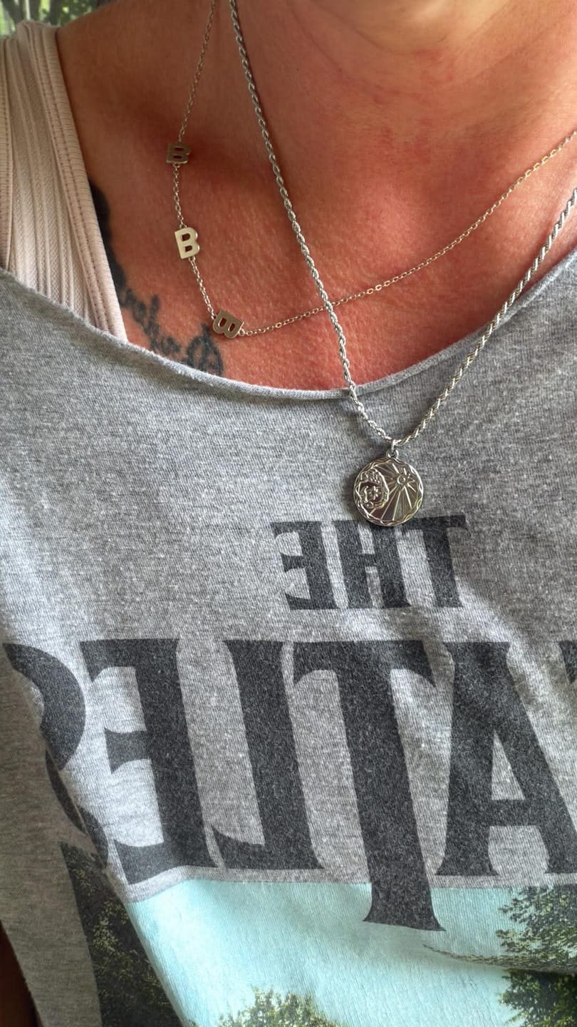 Customer photo review of Zodiac Coin Necklace w/ Rope Chain