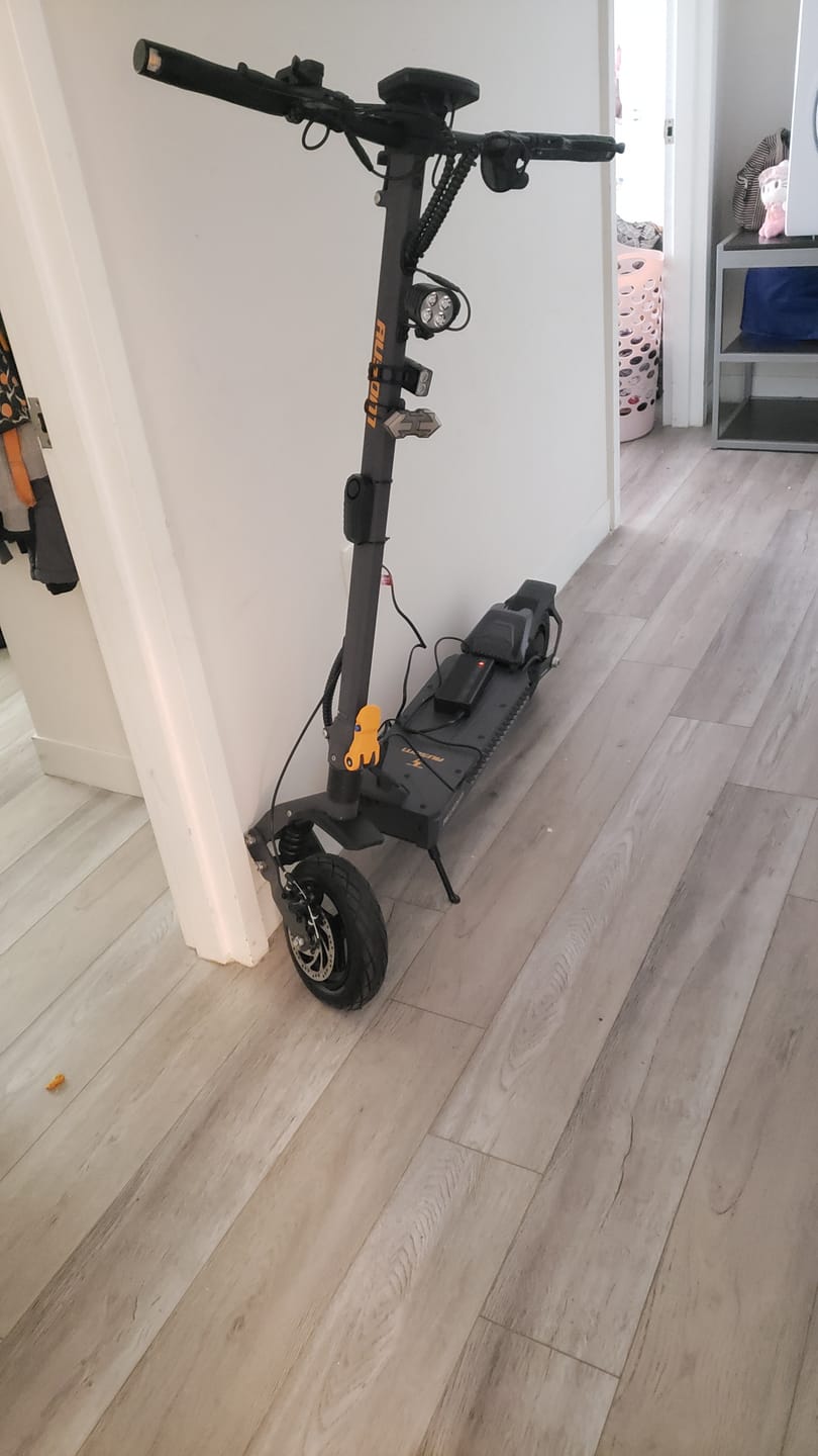 Customer photo review of Ausom Gosoul 2 Electric Scooter (L1 Upgrade)