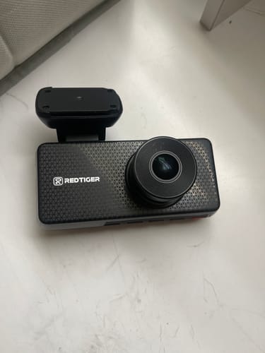 Customer photo review of REDTIGER F17 Elite 4K 3 Channel Dash Cam Sony STARVIS 2 Dual HDR WIFI 6 Full Night Color