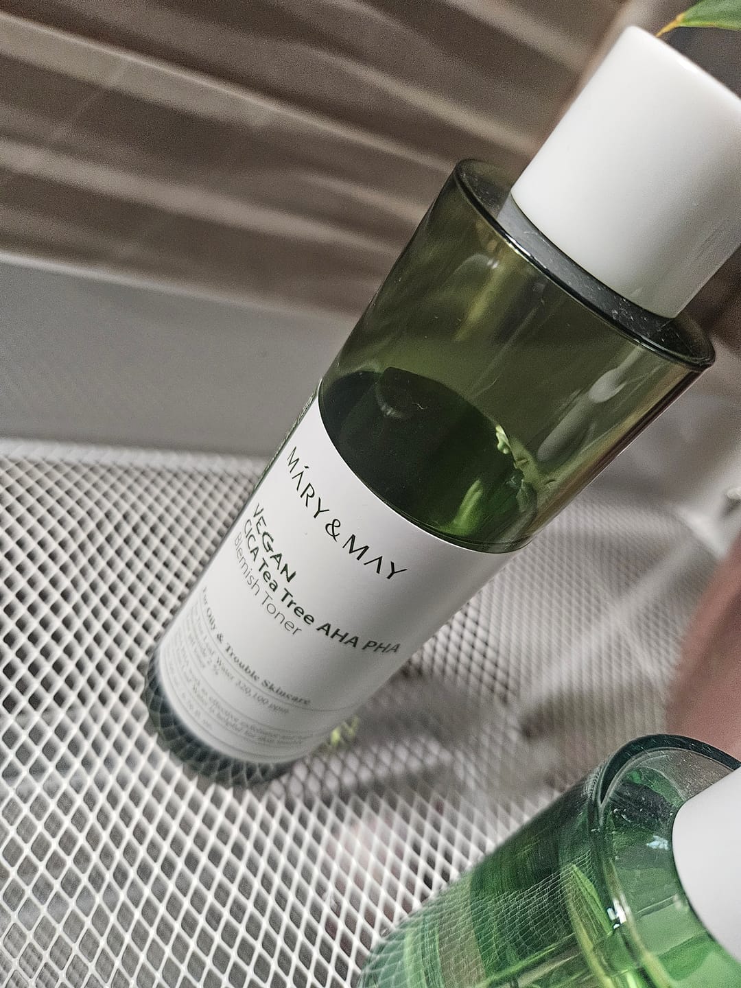 Customer photo review of Nomierinošs toniks problemātiskais ādai Mary&May Vegan CICA Tea Tree AHA PHA Toner