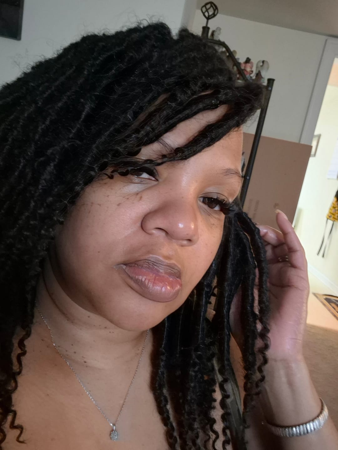 Customer photo review of Outre X-Pression Twisted Up Crochet Loop Braids - BONITA CRUSH LOCS 12"