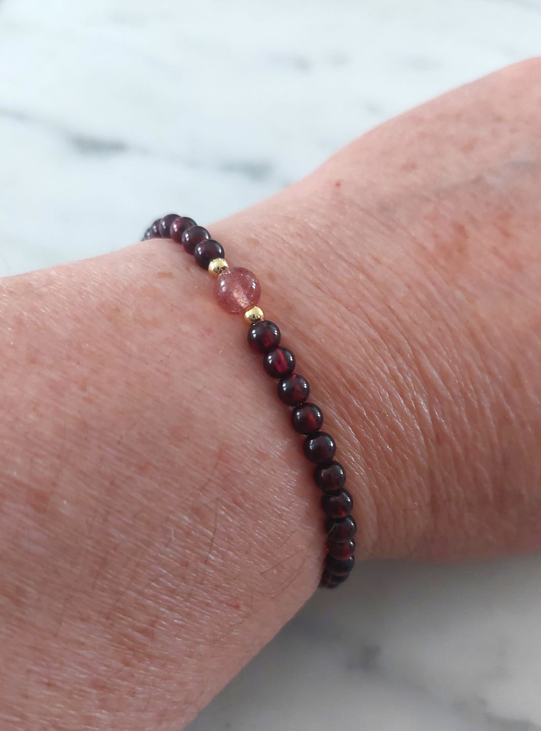 Customer photo review of Rubin Armband - Perlen geschliffen