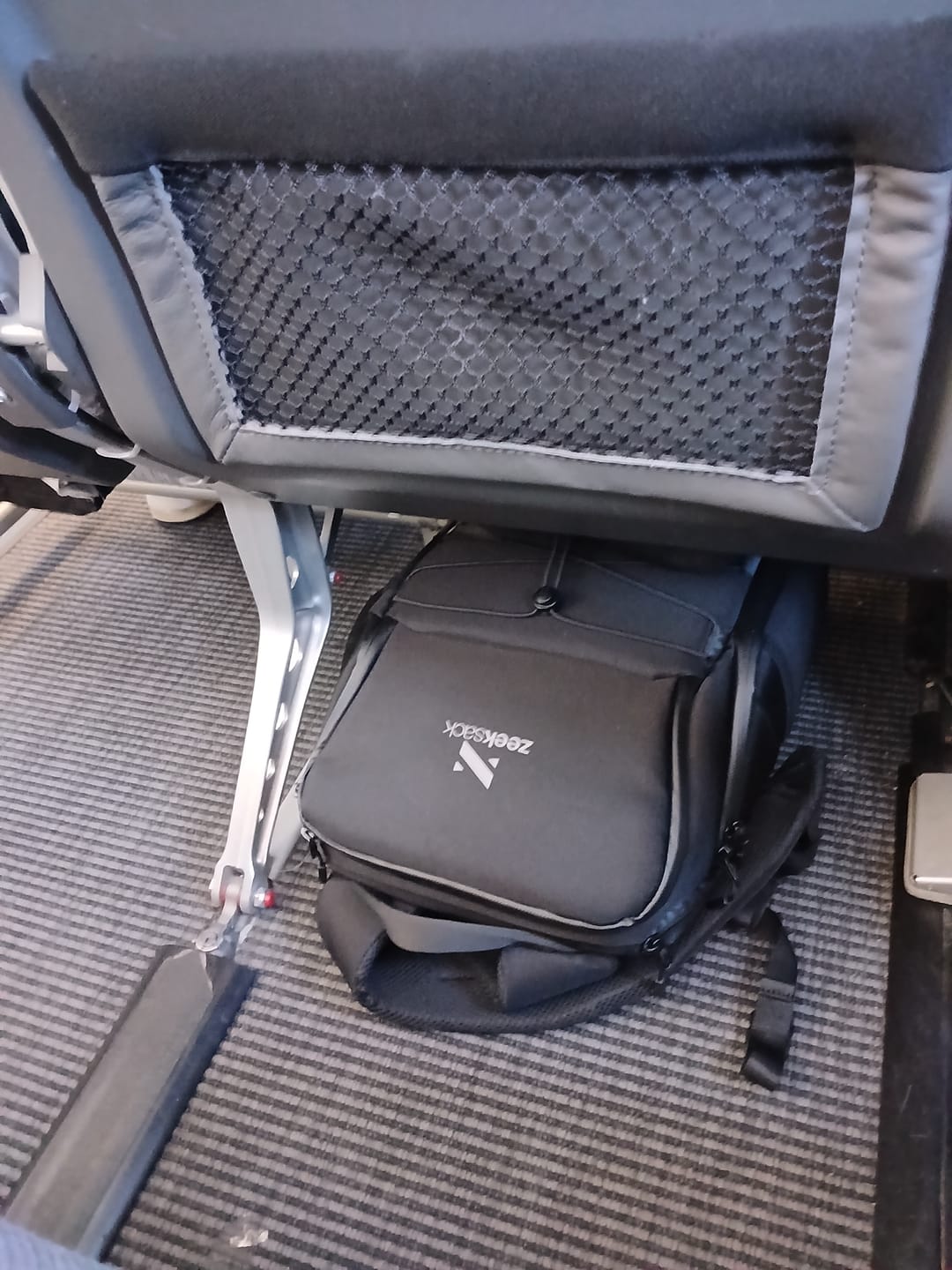 Customer photo review of The Underseat 15L