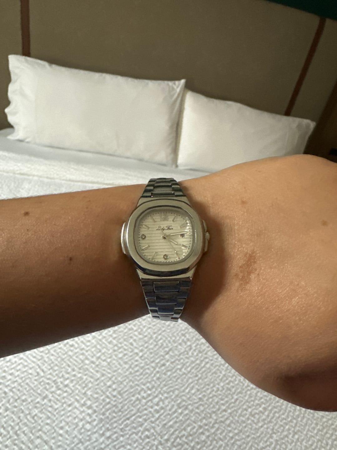 Customer photo review of Lucky Fours® Lyra