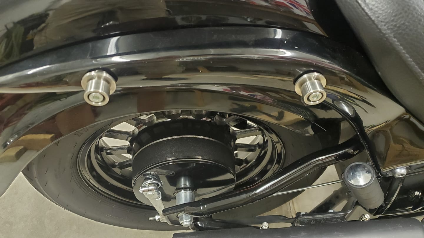 Customer photo review of Viking Saddlebags Quick Disconnect System For Suzuki Boulevard
