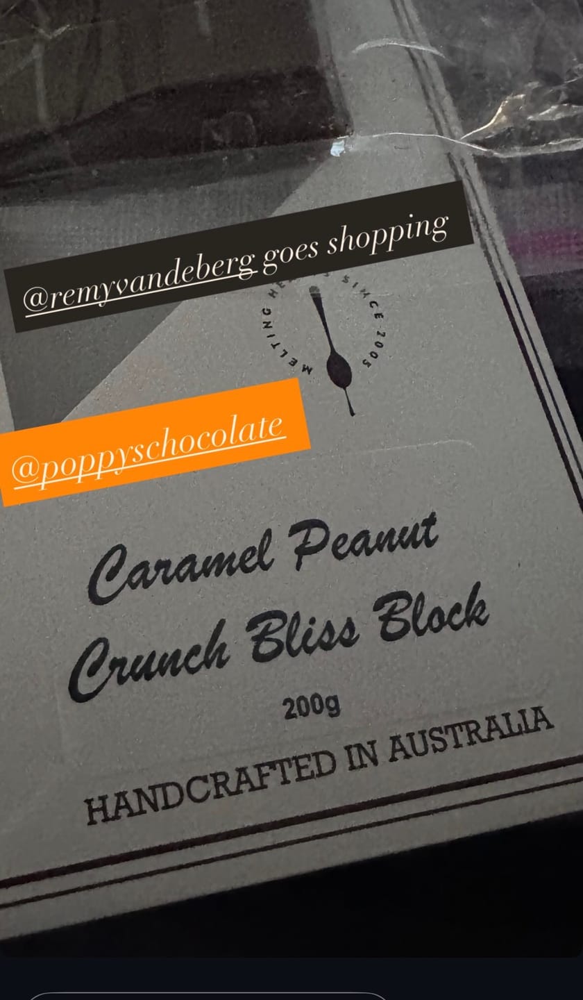 Customer photo review of Pistachio Knafeh Bliss Block - Viral Dubai Chocolate Bar 200g