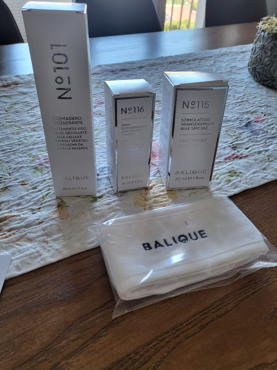 Customer photo review of BOX LONGEVYA – Trattamento Intensivo di Attivazione e Rigenerazione Cutanea